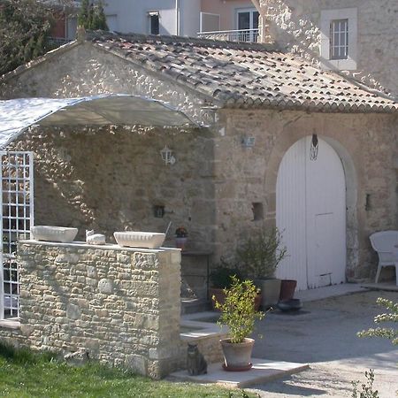 Le Mas Du Chat Bed & Breakfast Cavaillon Exterior photo