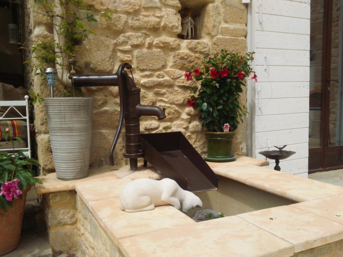 Le Mas Du Chat Bed & Breakfast Cavaillon Exterior photo