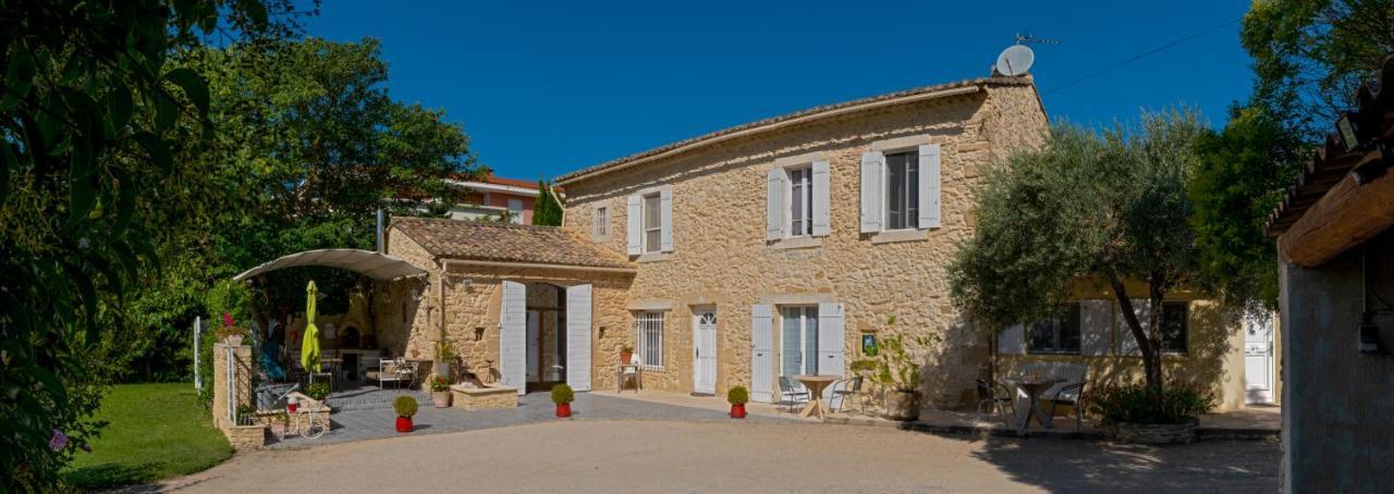 Le Mas Du Chat Bed & Breakfast Cavaillon Exterior photo