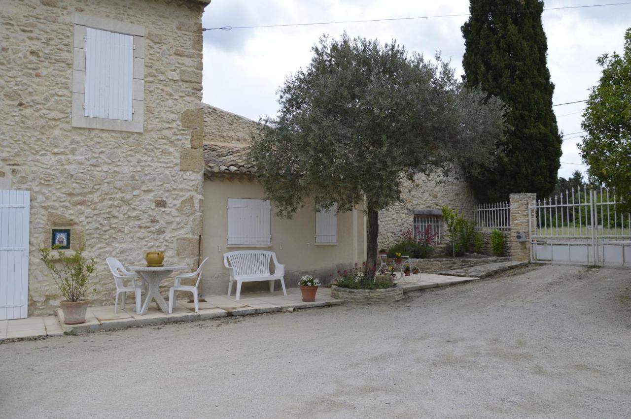 Le Mas Du Chat Bed & Breakfast Cavaillon Exterior photo